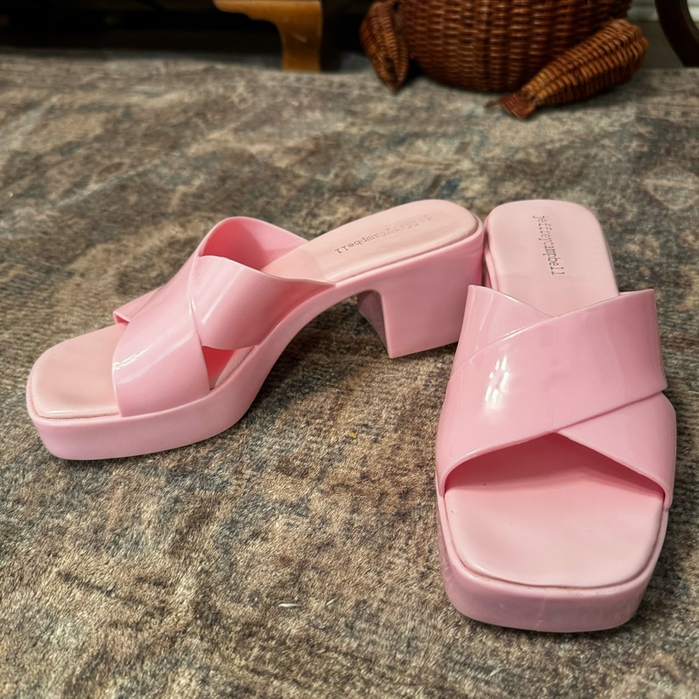 Jeffrey Campbell Bubblegum Platform Jelly Sandal - Picture 3 of 9
